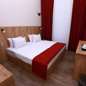 Deluxe Double or Twin Room City View